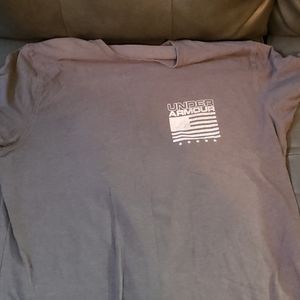 UNDER ARMOUR T SHIRT